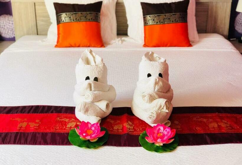 コンフォートトリプルルーム, B&b Kookhai