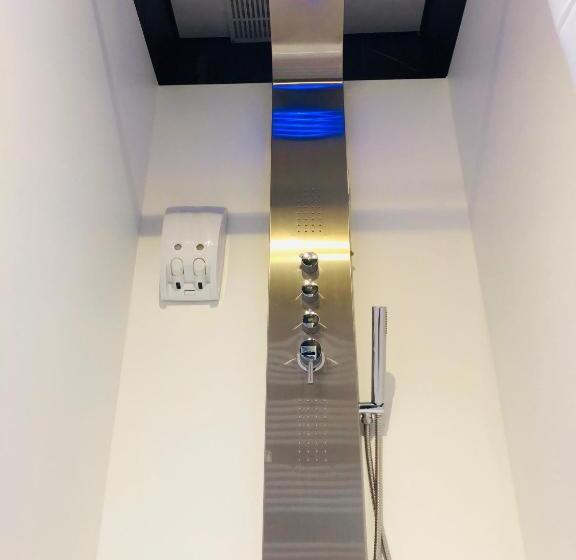 コンフォートトリプルルーム, B&b Kookhai