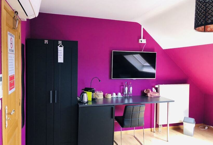 コンフォートトリプルルーム, B&b Kookhai