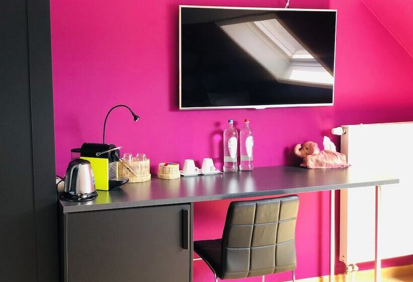 コンフォートトリプルルーム, B&b Kookhai