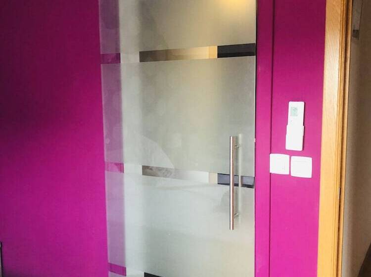 コンフォートトリプルルーム, B&b Kookhai