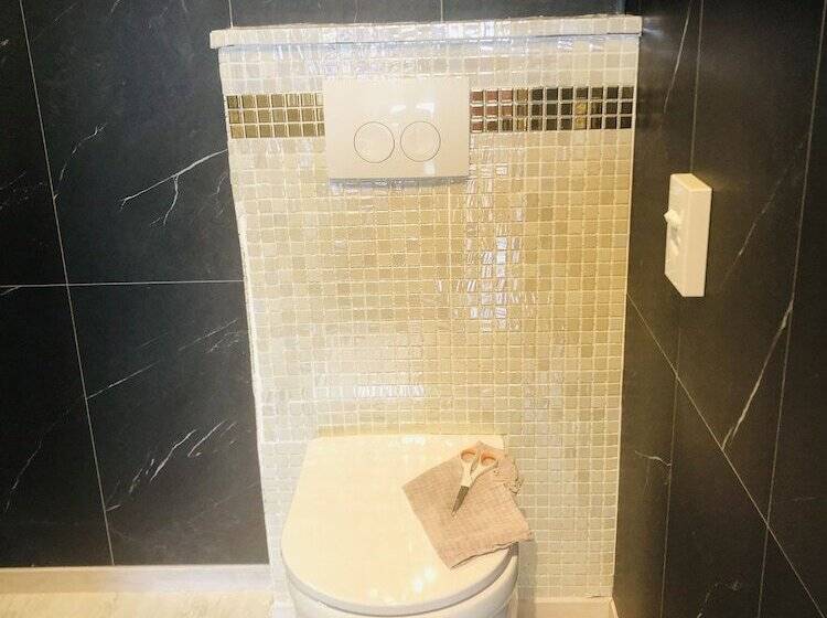 コンフォートトリプルルーム, B&b Kookhai