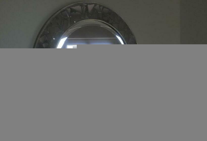 带大床的标准间, Relax At Safe Haven