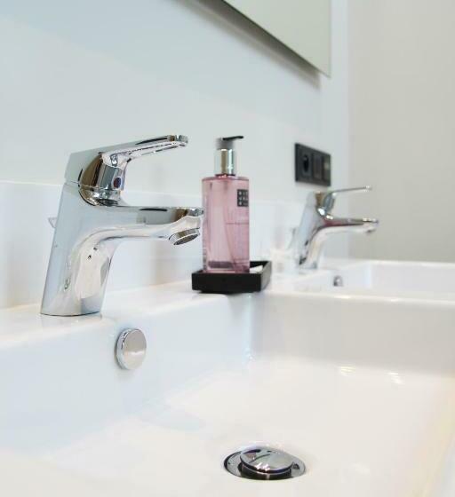 スタンダードルーム, Dendernachten