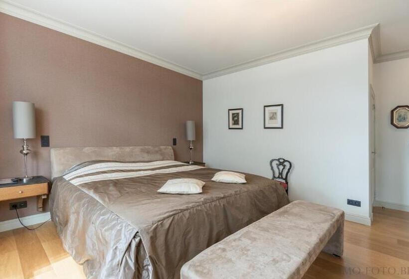 デラックスルーム, Dendernachten