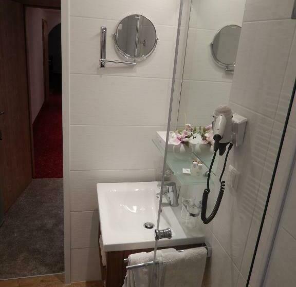 バルコニー付きスタンダードルーム, Gästehaus Lukasser