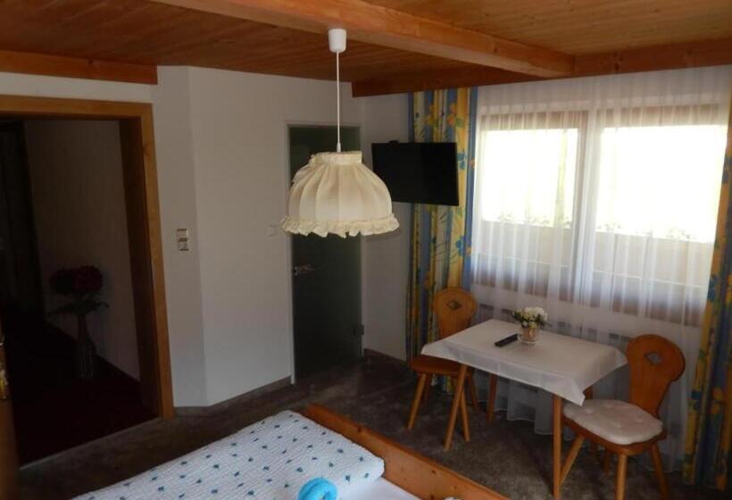 חדר סטנדרט עם מרפסת, Gästehaus Lukasser