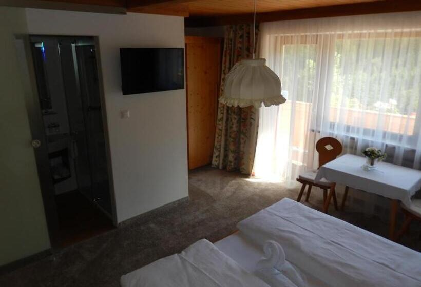 バルコニー付きスタンダードルーム, Gästehaus Lukasser