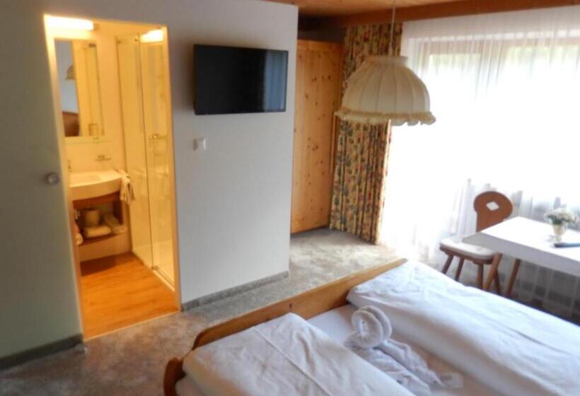 バルコニー付きスタンダードルーム, Gästehaus Lukasser