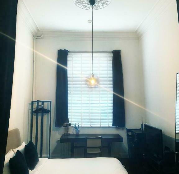 سوییت لوکس, Museum Suites