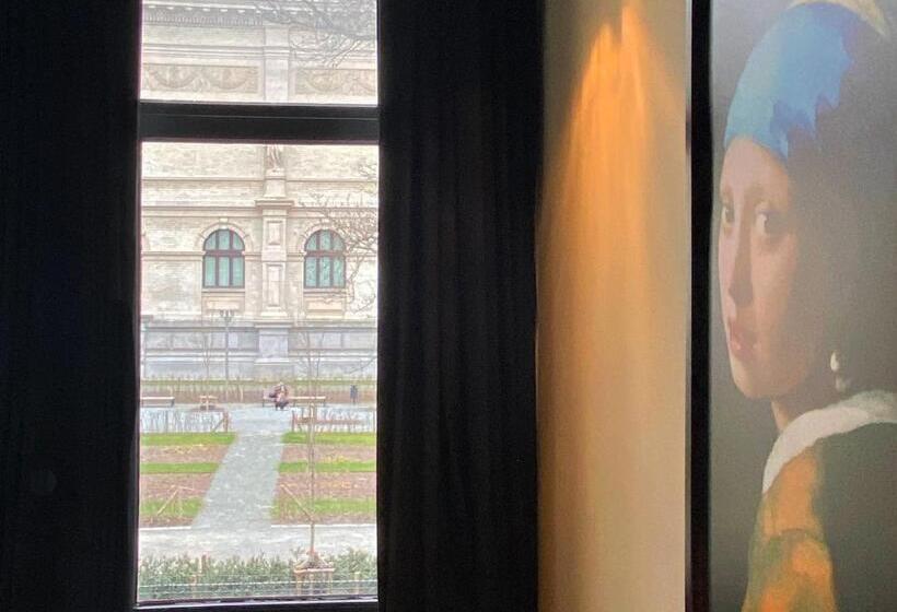 اتاق استاندارد با بالکن, Museum Suites