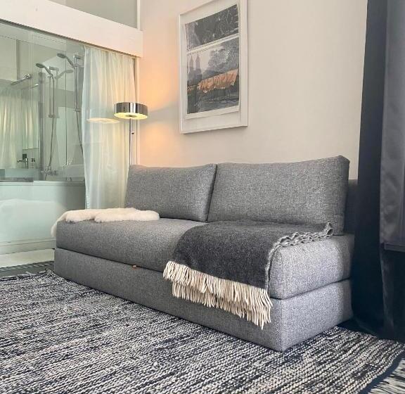 سوییت لوکس, Museum Suites