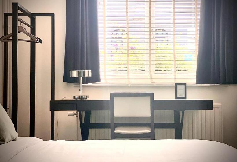 سوییت لوکس, Museum Suites