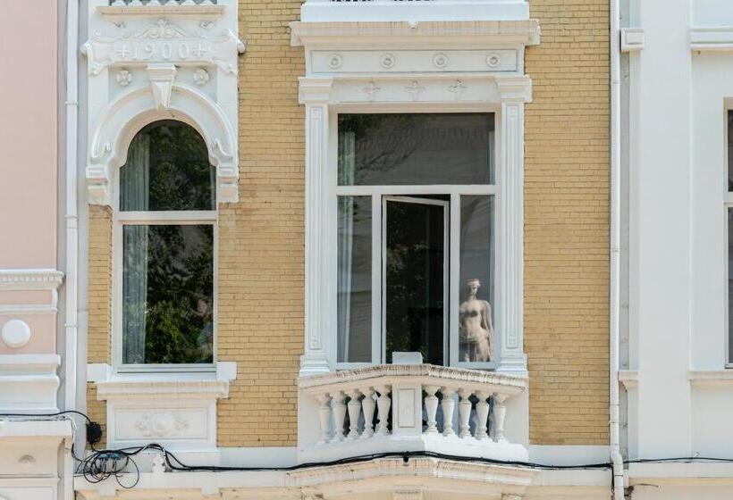 اتاق استاندارد با بالکن, Museum Suites