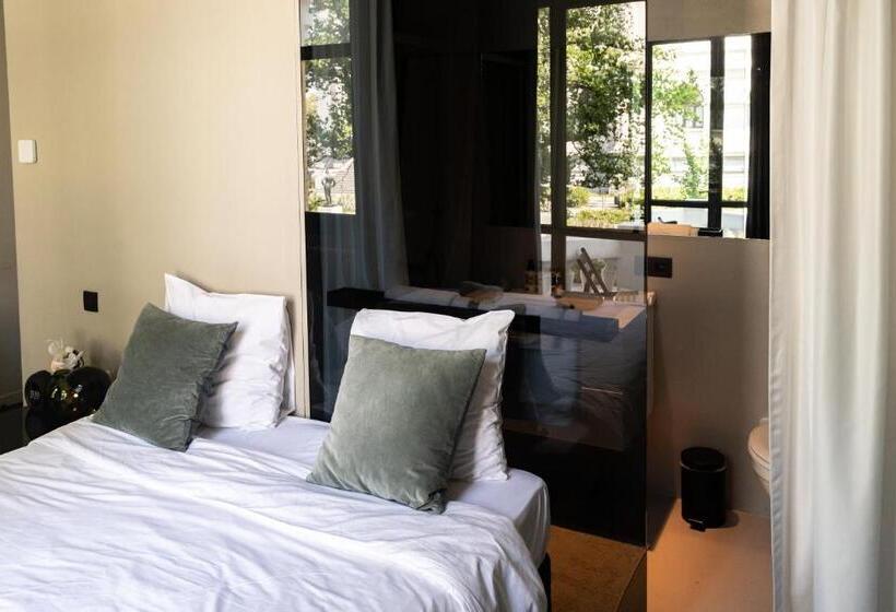 اتاق استاندارد با بالکن, Museum Suites