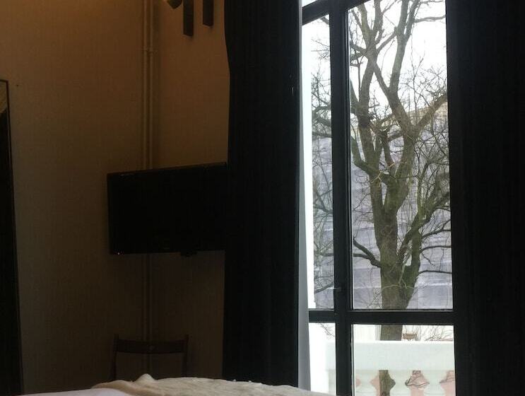 اتاق استاندارد با بالکن, Museum Suites