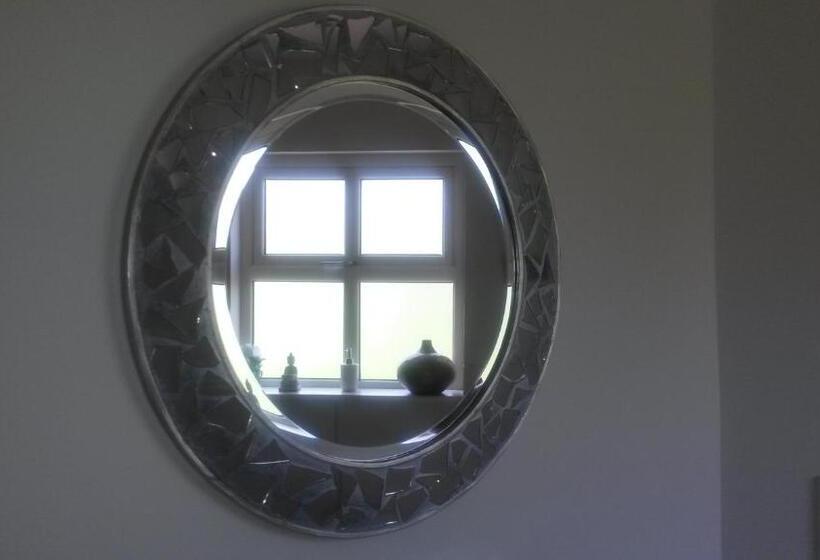 4间卧室的房子, Relax At Safe Haven