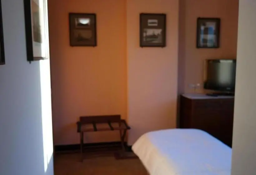 スタンダードシングルルーム, De Bonte Os Hotel & Tower