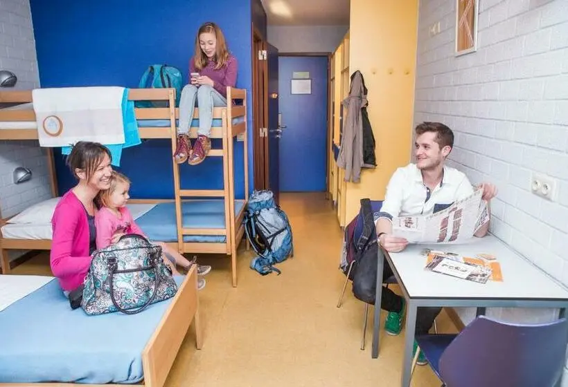 Standard Neljän Hengen Huone, Hostel Blauwput Leuven