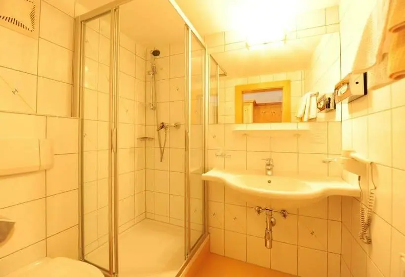 Standard-huone Parveke, Barbara