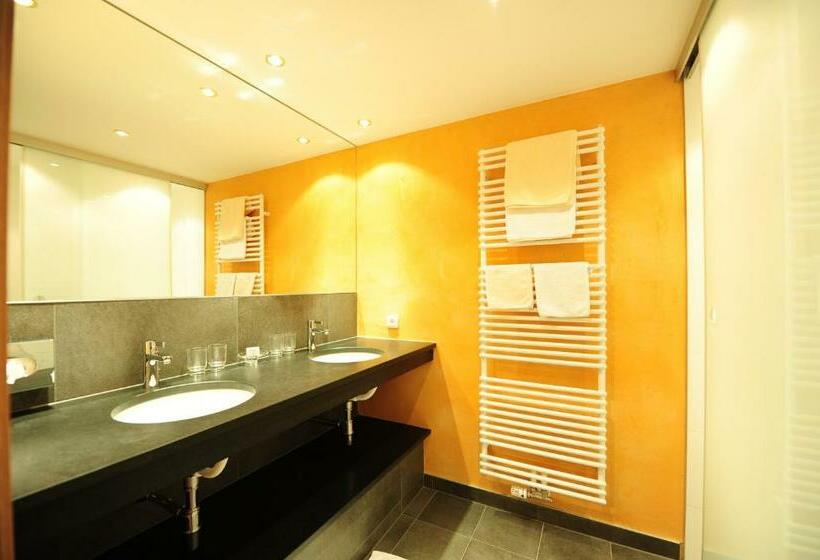 발코니 수피리어 룸, Barbara