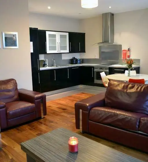 Huoneisto 2 Makuuhuonetta, Carrick Plaza Suites And Apartments