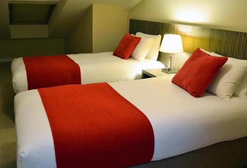 Huoneisto 3 Makuuhuonetta, Carrick Plaza Suites And Apartments