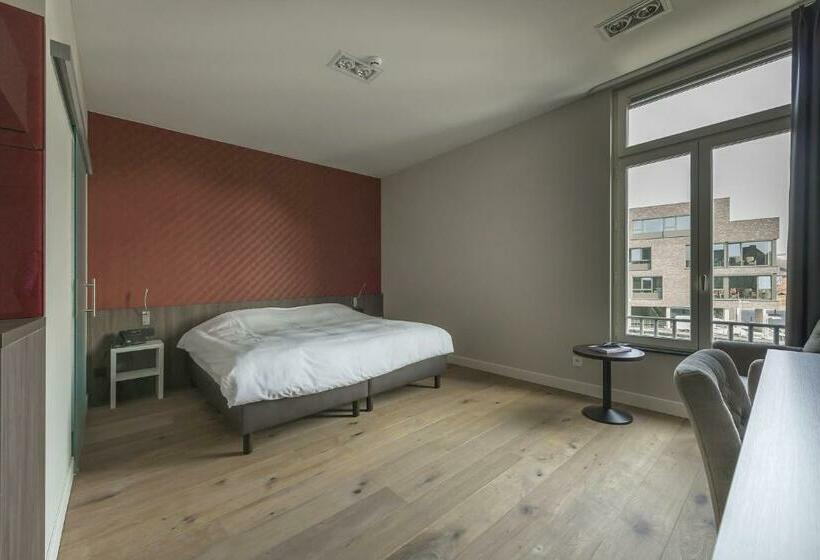 豪华房间, De Boskar Pelt