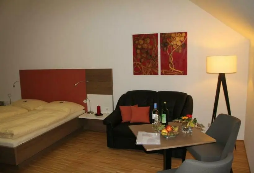 Standard-huone, Eisenhuthaus
