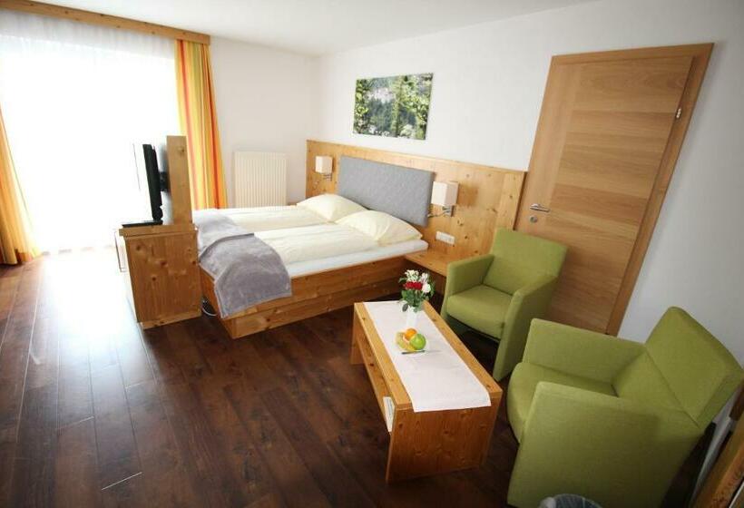 جناح جونيور مزوَّد بشرفة, Gasthof Käferhube