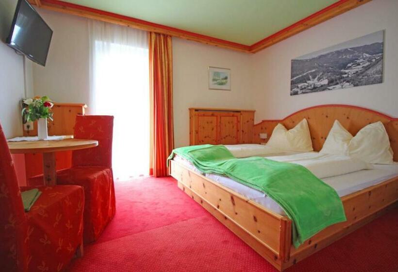 غرفة قياسية مزوَّدة بشُرفة, Gasthof Käferhube