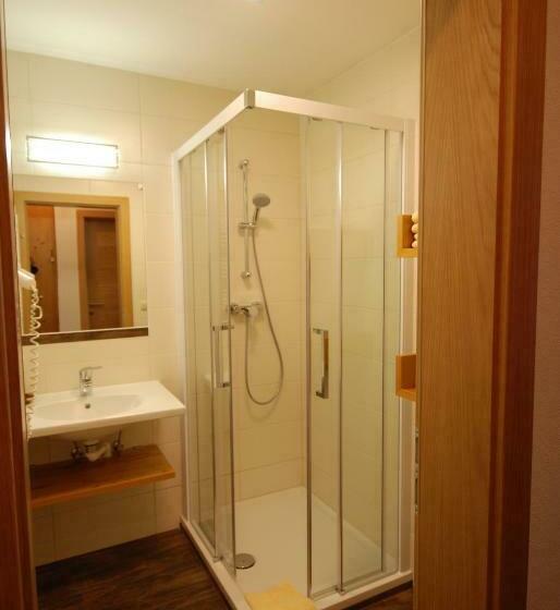 جناح جونيور مزوَّد بشرفة, Gasthof Käferhube