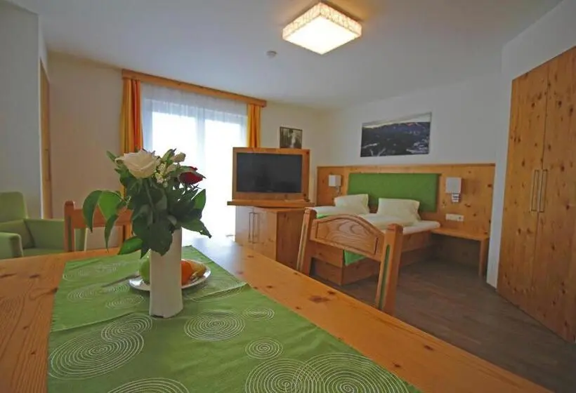 Perhehuone, Gasthof Käferhube