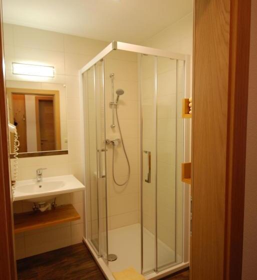 غرفة عائلية, Gasthof Käferhube