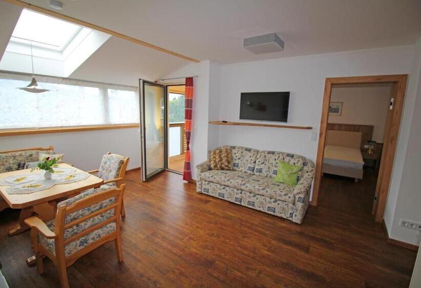 شقة غرفتين, Gasthof Käferhube