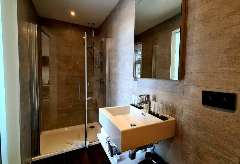 غرفة ديلوكس, Het Menneke