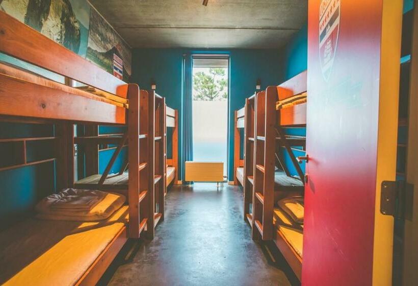 חדר משפחתי, Lakeside Paradise Sport Hostel