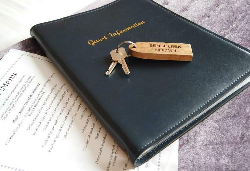 חדר דלוקס לשלושה עם נו לים, Ocean Heights B&b