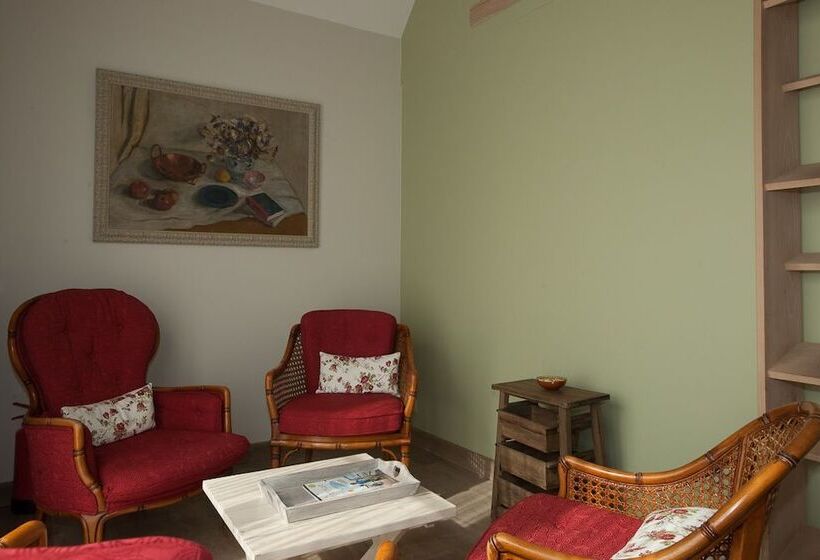 家庭间, Domein Het Weiland