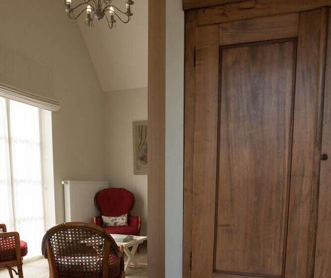 家庭间, Domein Het Weiland