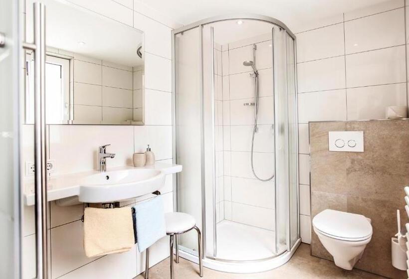 バルコニー付きスタンダードトリプルルーム, Ferienhaus Austria