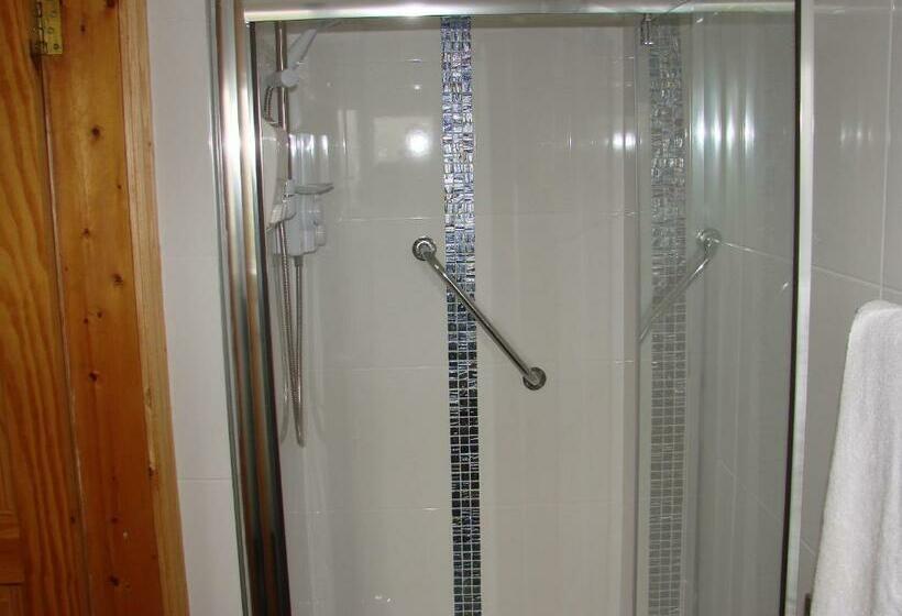 标准三人间, Padua Guest Accommodation Rosslare