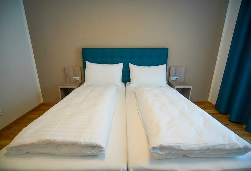 اتاق استاندارد, Sportpark Warmbad Villach