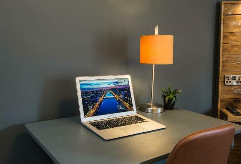 חדר סטנדרט, Tipperary House Dublin