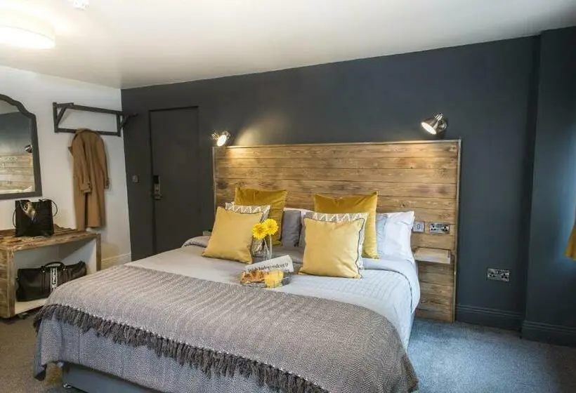 Deluxe Suite King Bed, Tipperary House Dublin