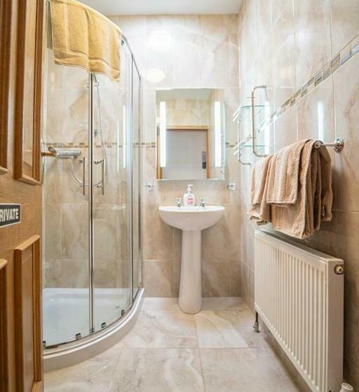 חדר סטנדרט, Bertra House B&b