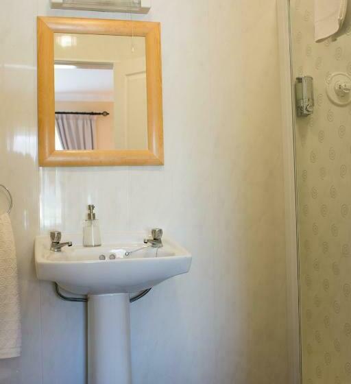 Номер Стандарт Трехместный, Grove House Bed & Breakfast