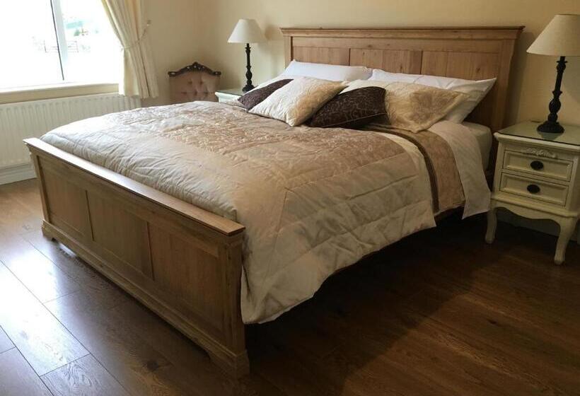 디럭스 룸 킹사이즈 침대, Grove House Bed & Breakfast