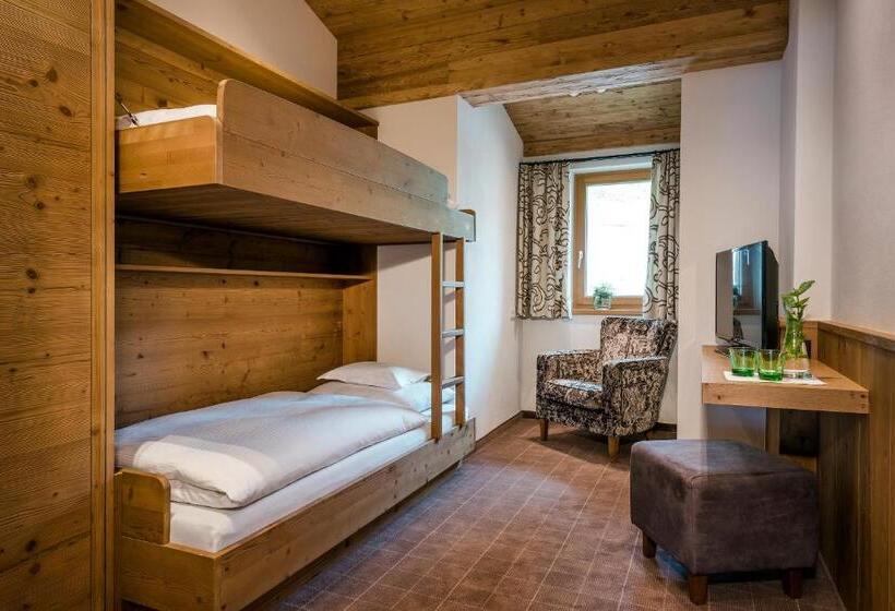 חדר משפחתי, Auenhof