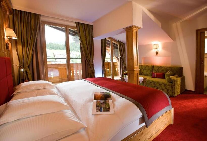 סוויטת ג'וניור עם מרפסת, Auenhof